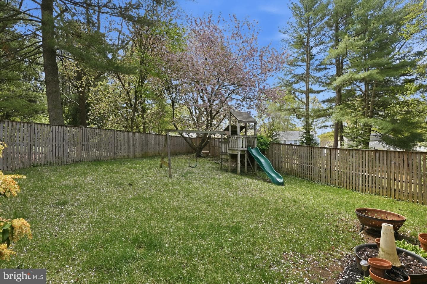 289 College Manor Drive photo 12