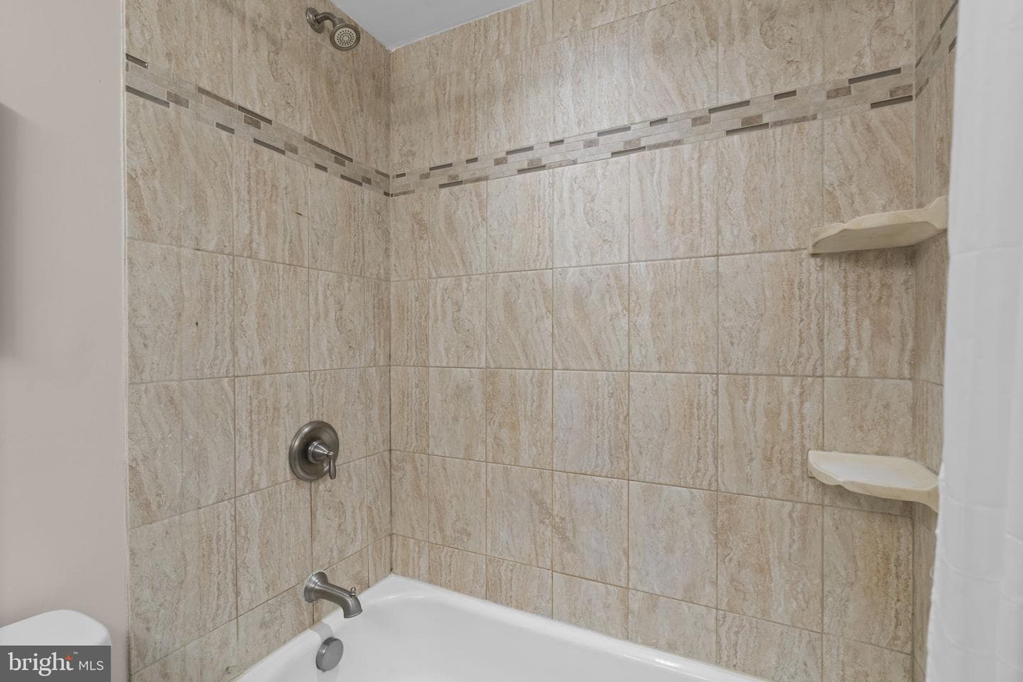 807 Brechin Garth photo 25