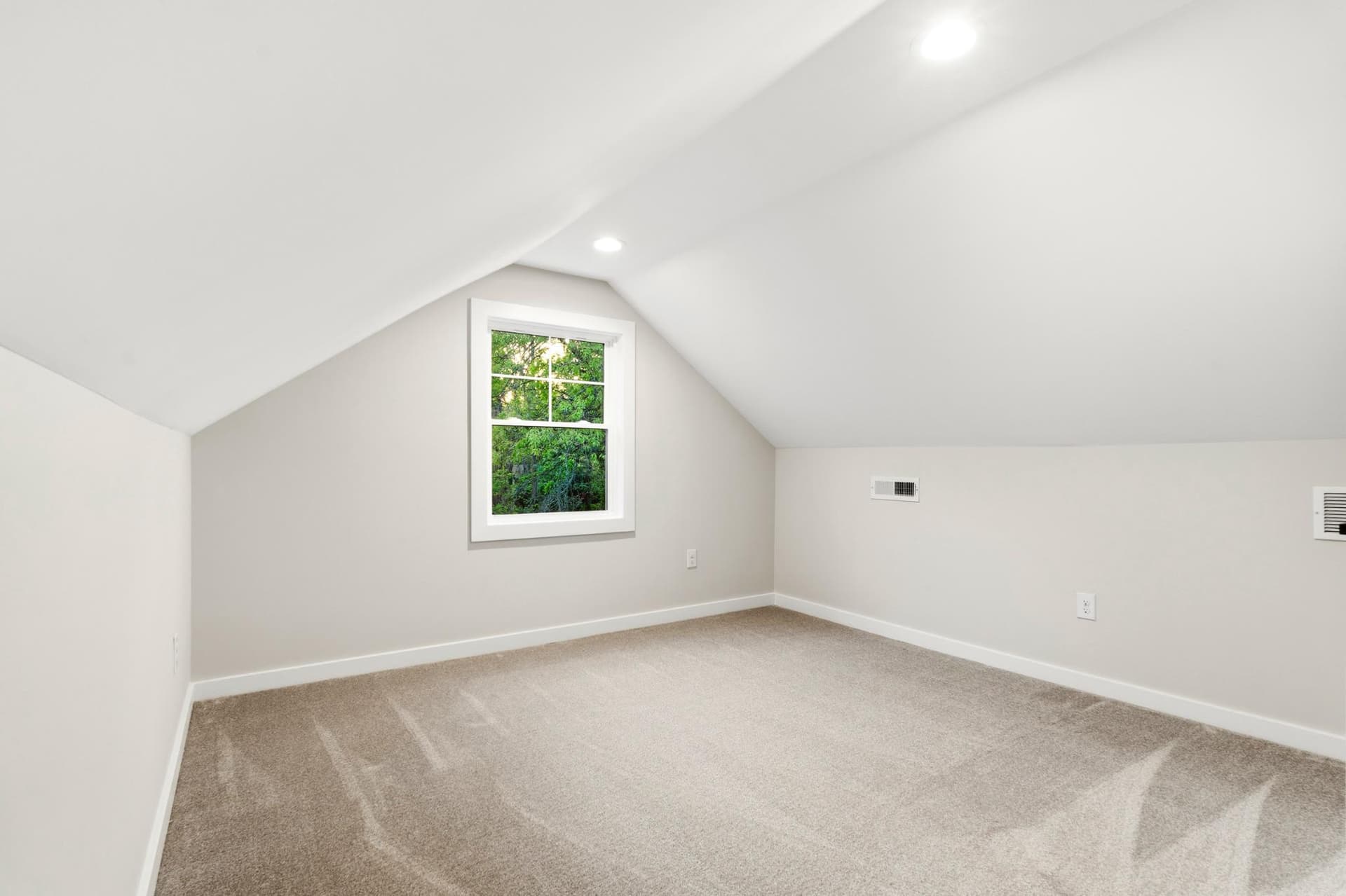 11 Admiral Road photo 42