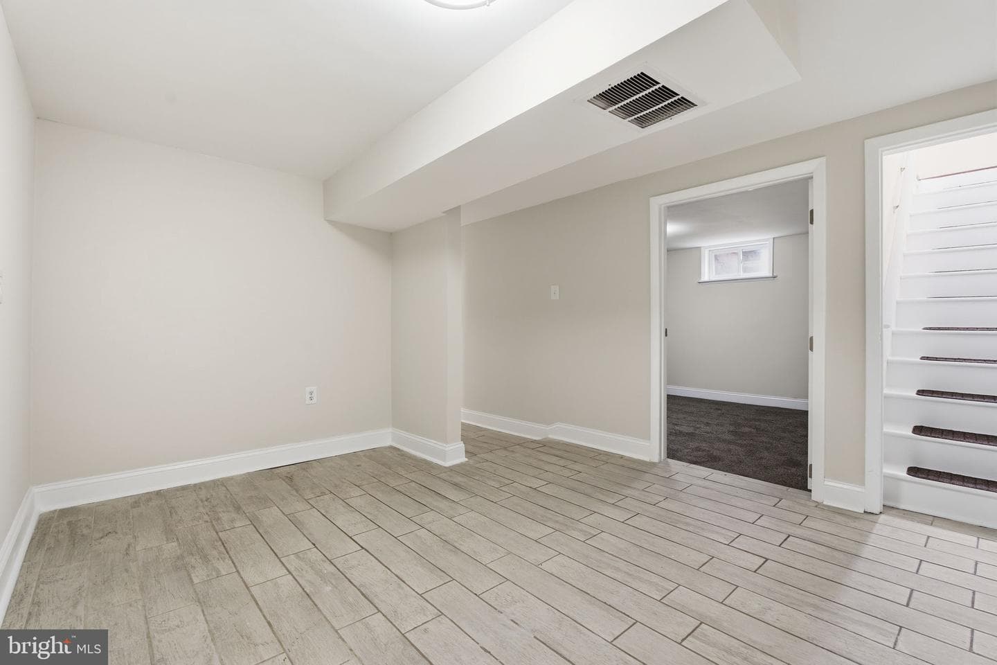 8001 W End Drive photo 24