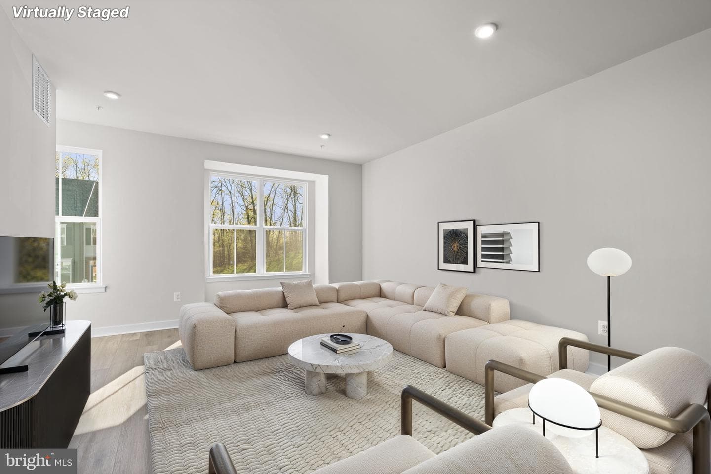 103 Spring Gate Ln photo 3