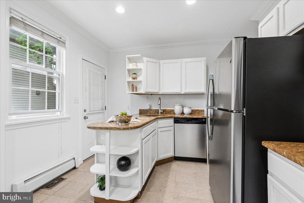 76 Summerfield Drive photo 10