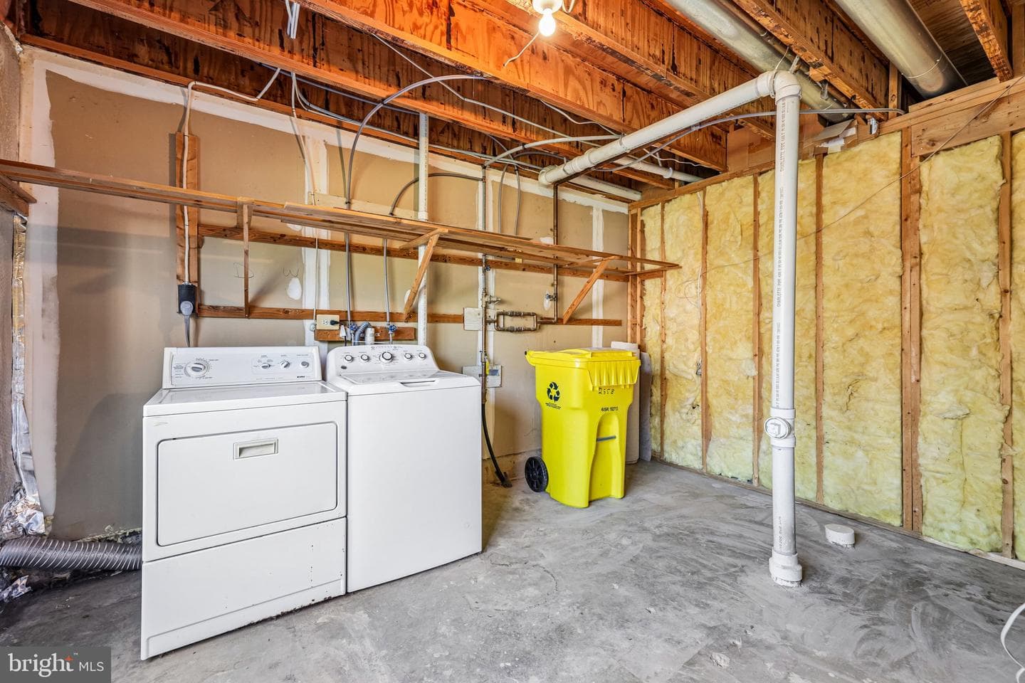 2558 Ambling Circle photo 30