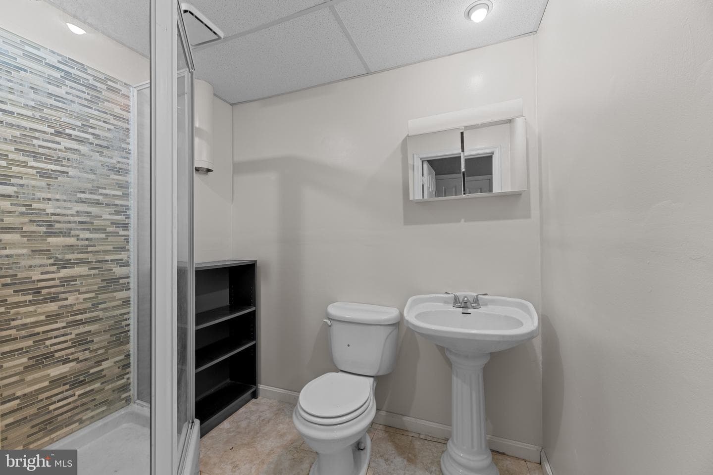 348 Lindera Court photo 16
