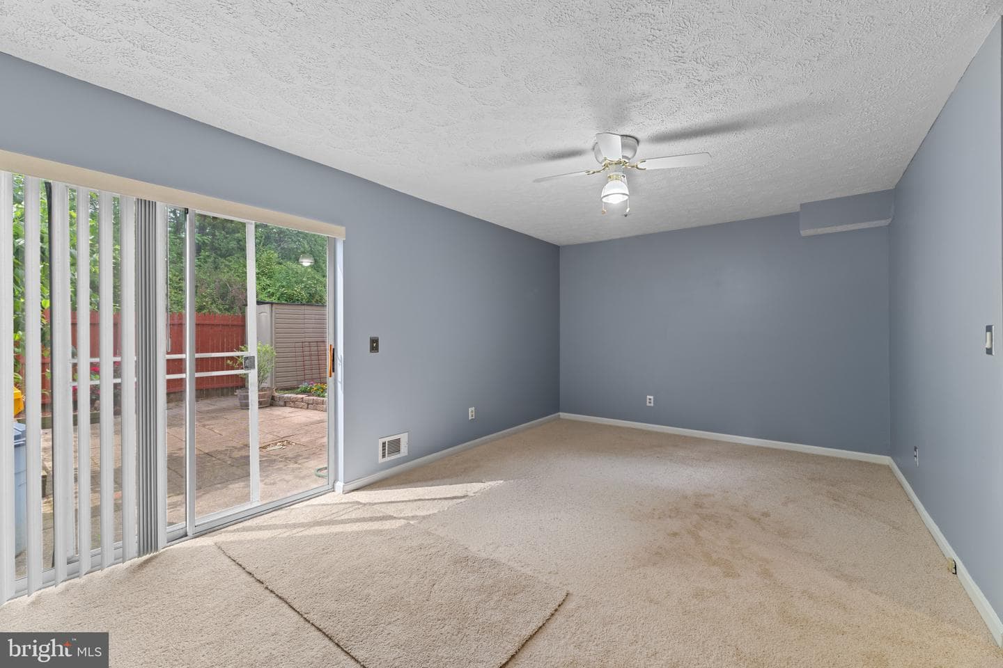 348 Lindera Court photo 17