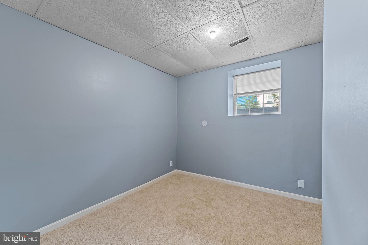 348 Lindera Court photo 19