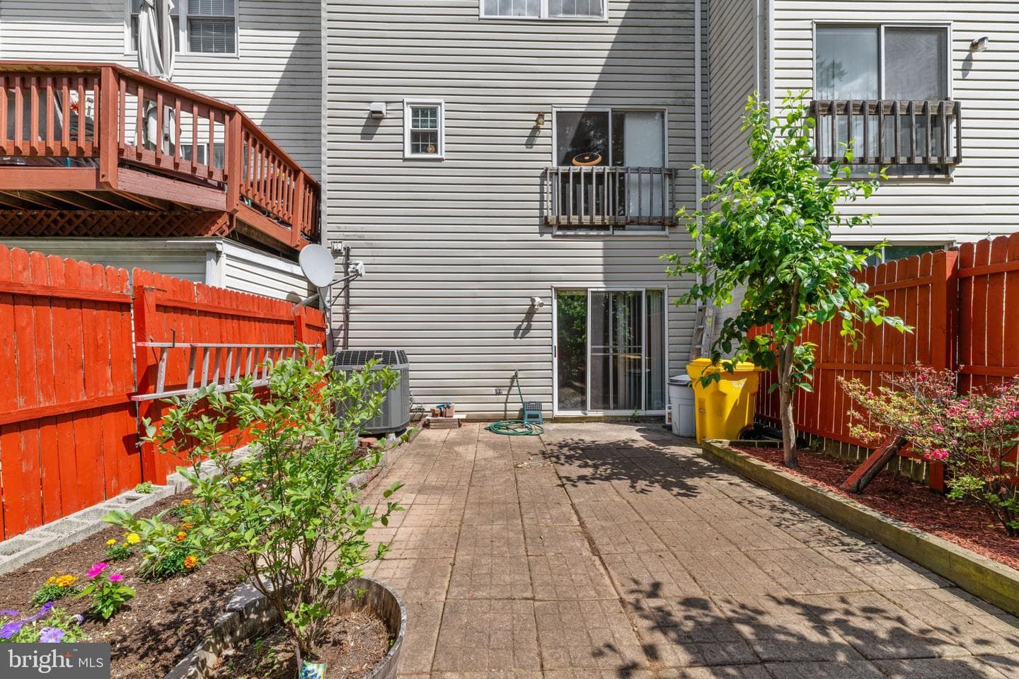 348 Lindera Court photo 21