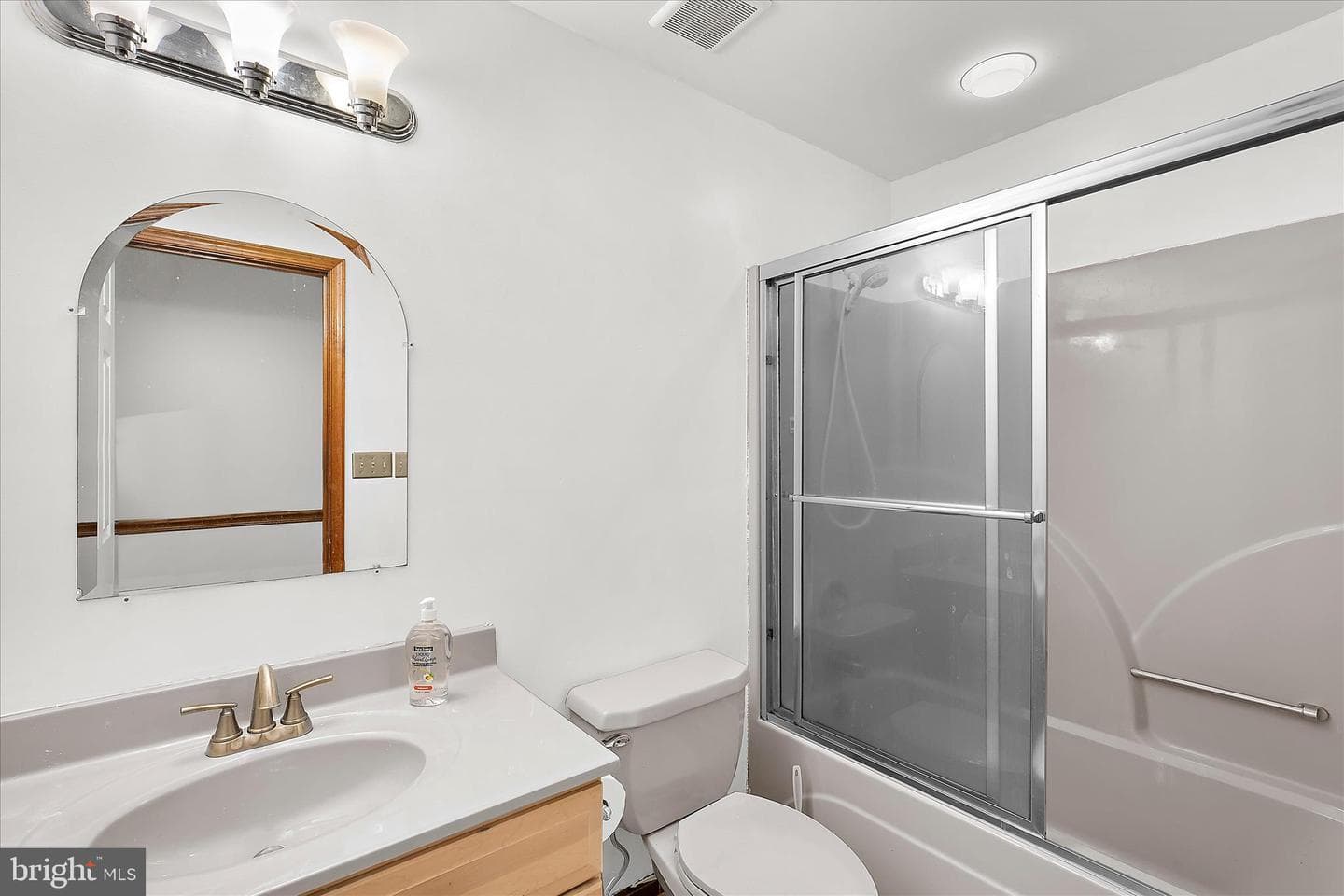 303 Swaying Oak Court photo 40