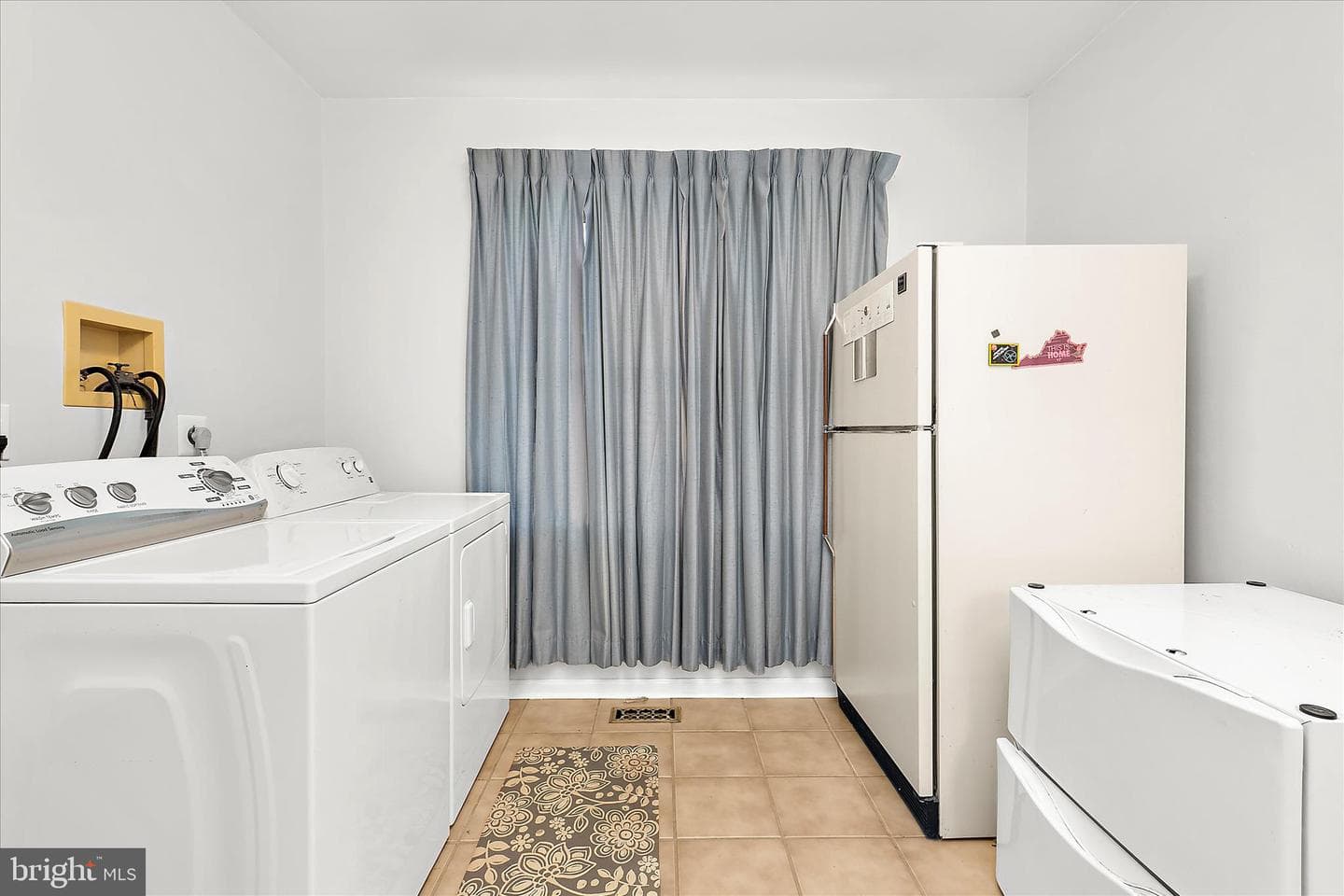 303 Swaying Oak Court photo 47