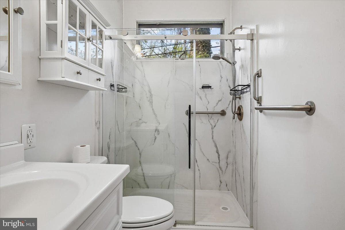 322 Clopston Hill photo 24