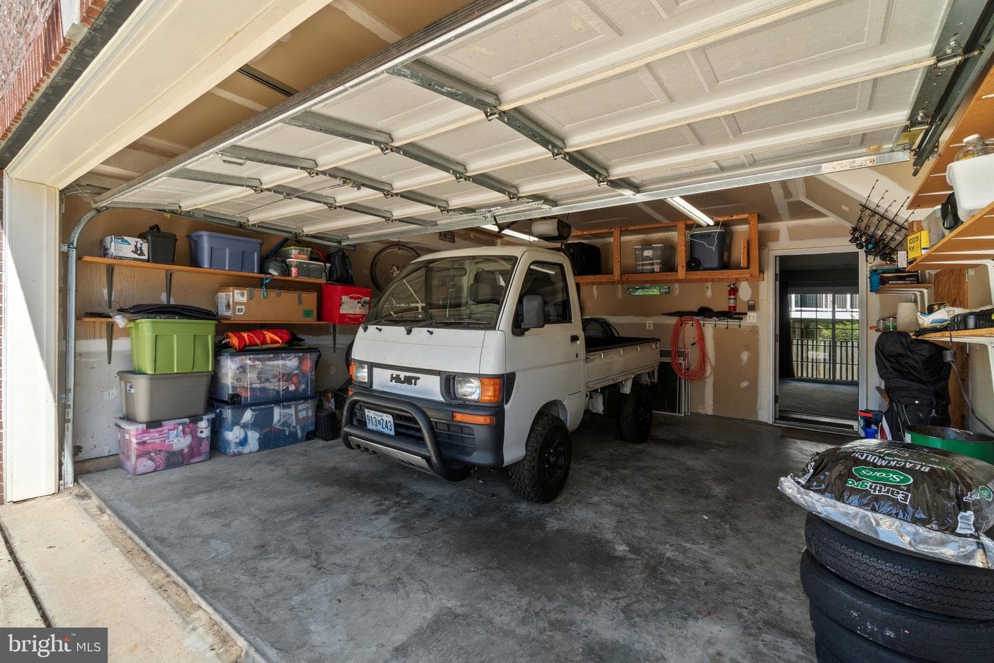 802 Oriole Ave photo 32