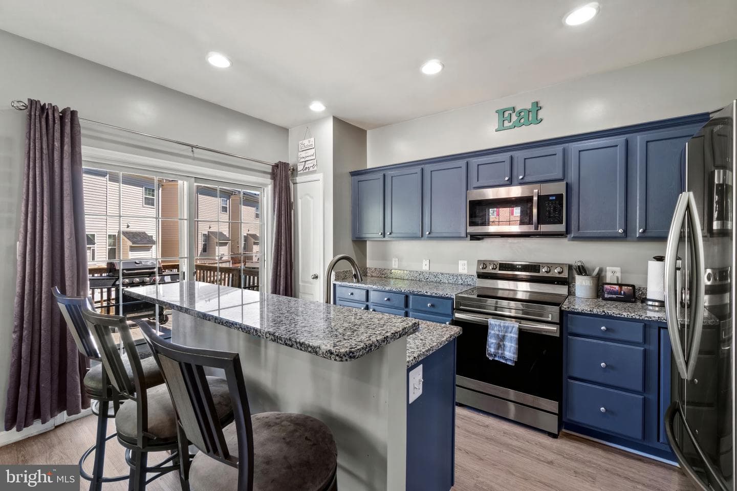 802 Oriole Ave photo 8