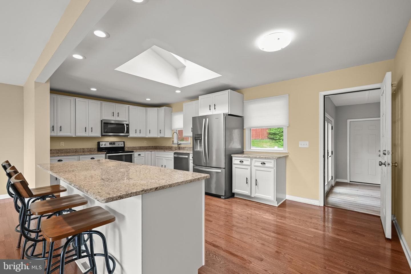 840 Valentine View photo 23