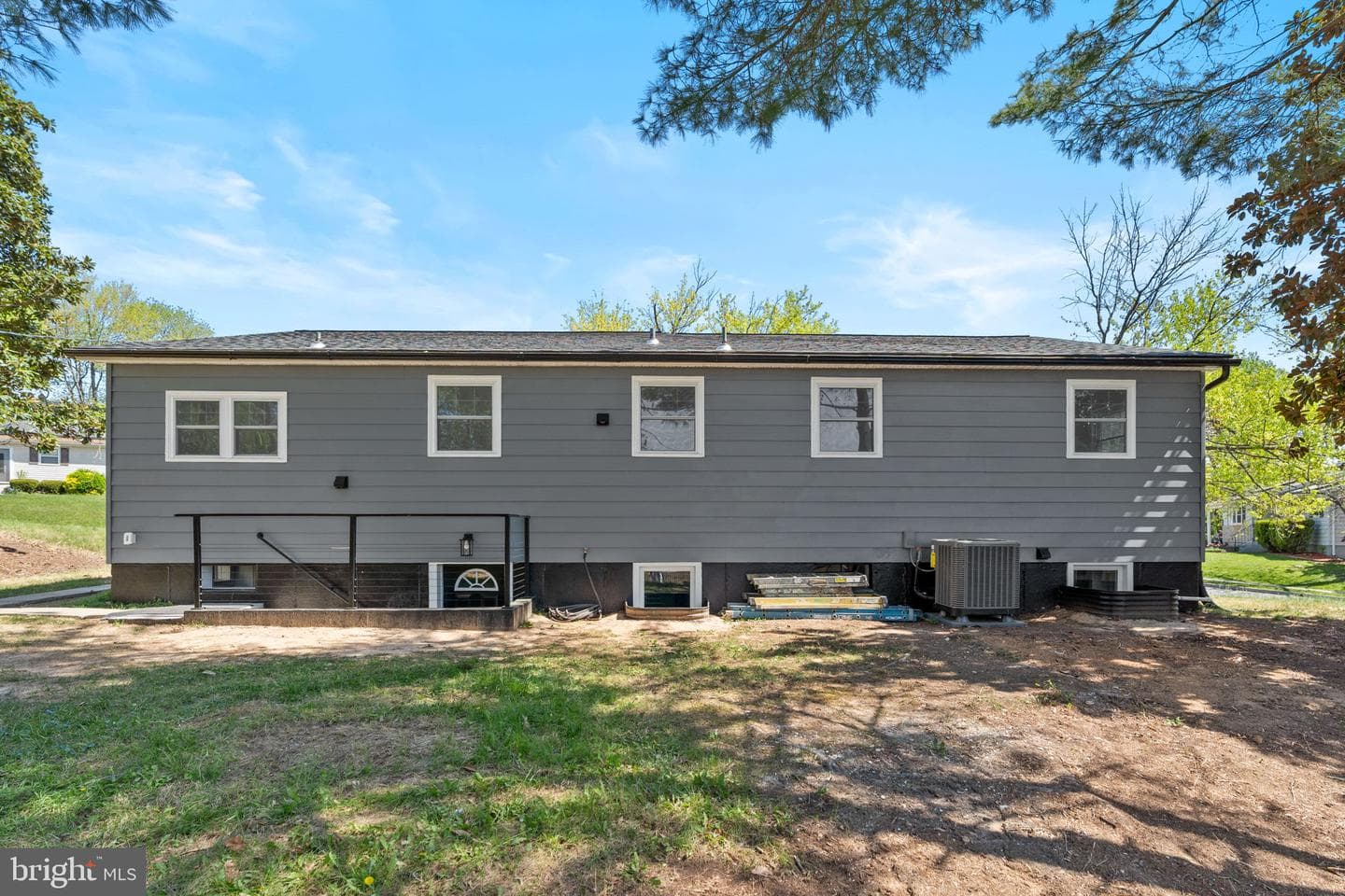 435 Yellow Springs S photo 40