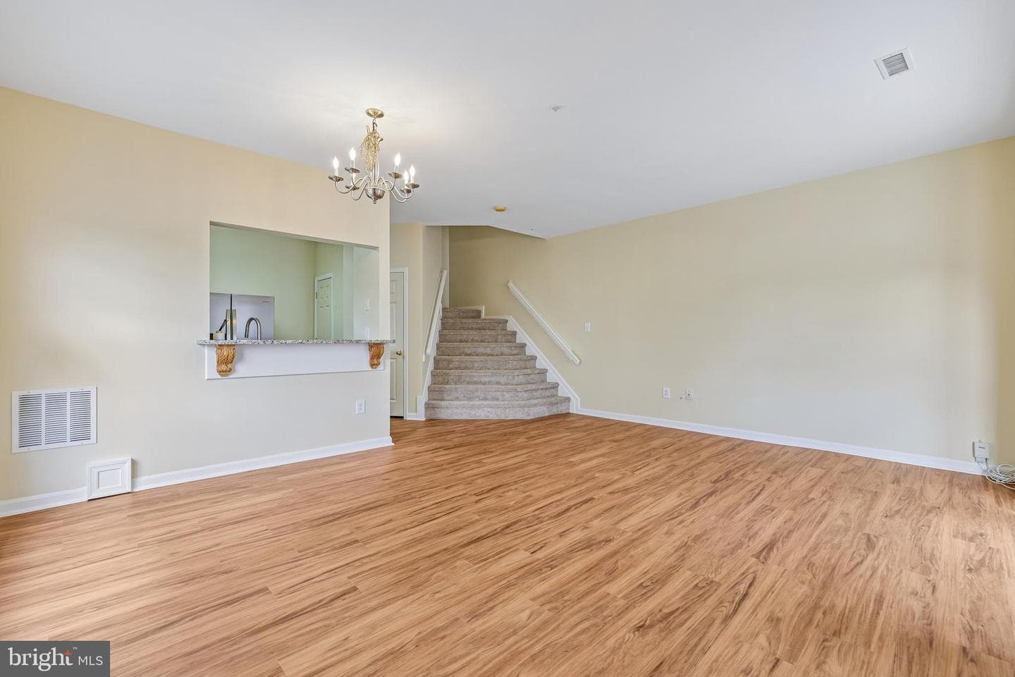 325 Assembly Point Court photo 6
