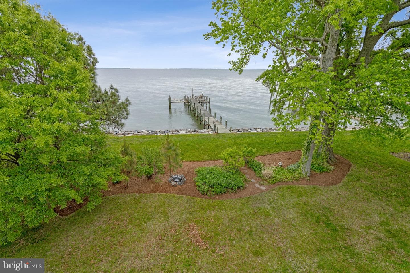 820 Bay Front Avenue photo 33