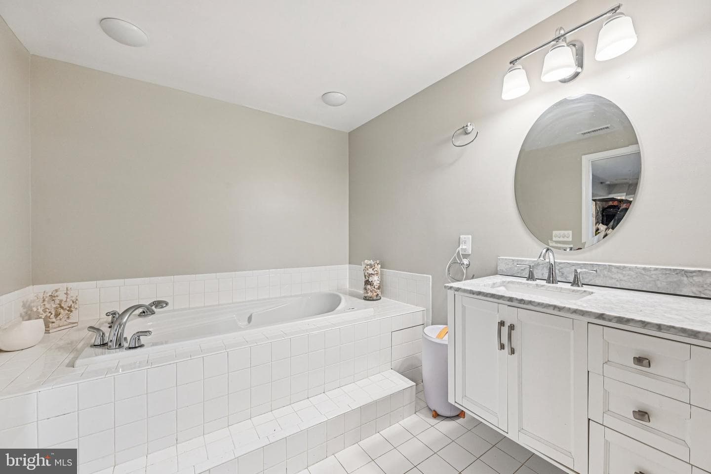810 Northfield Lane photo 40