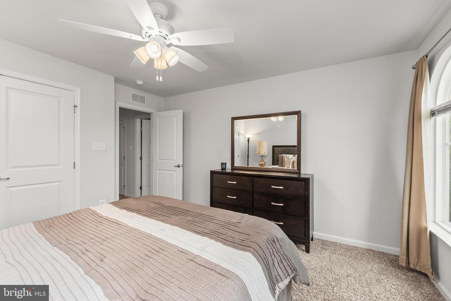 8365 Eagle Street photo 30