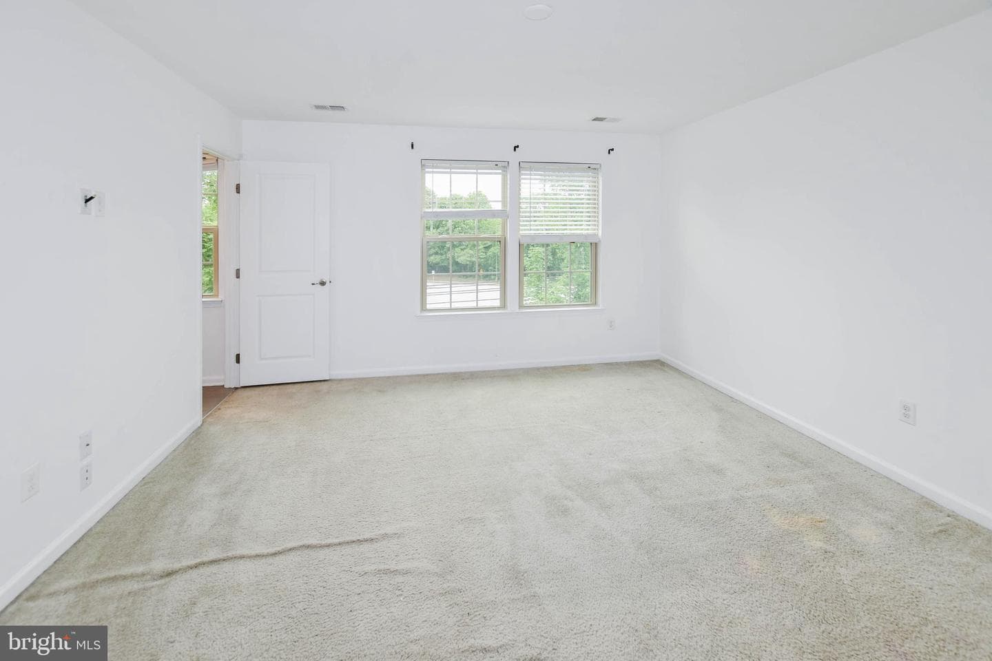 324 Eagles Ridge Way photo 30