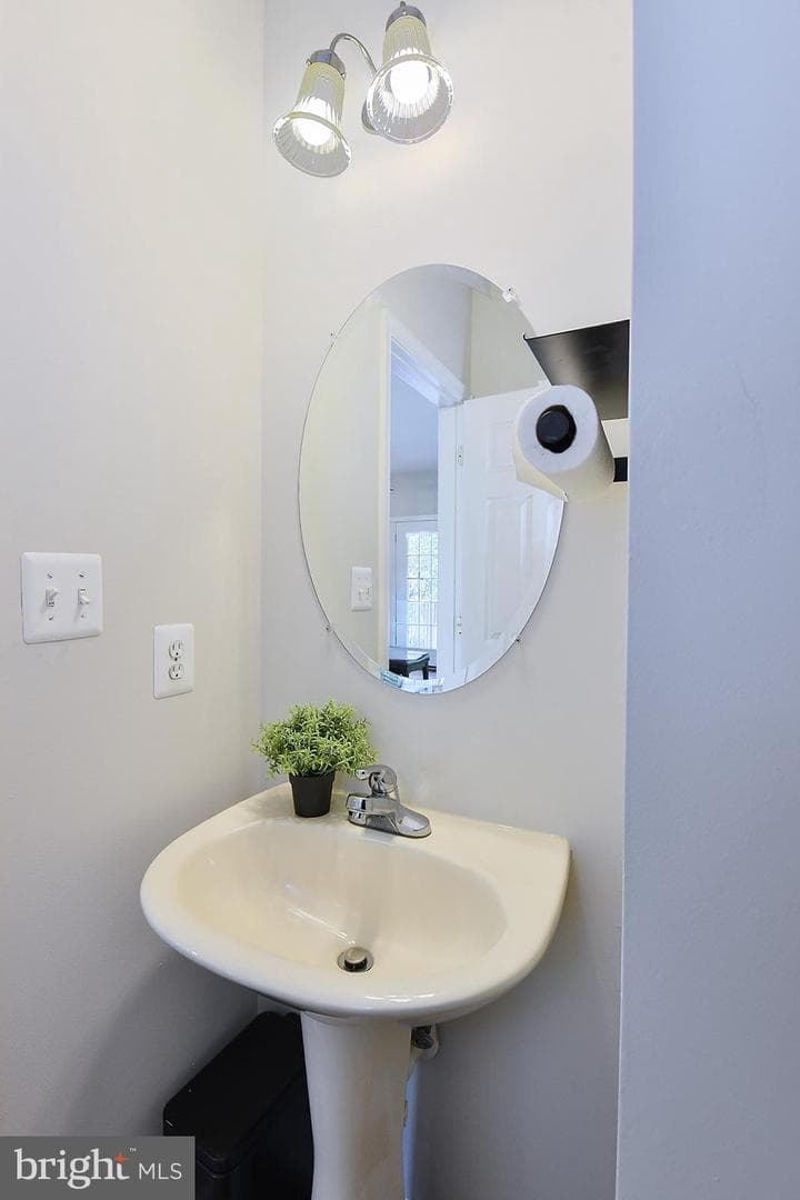 3138 Galaxy Way photo 26