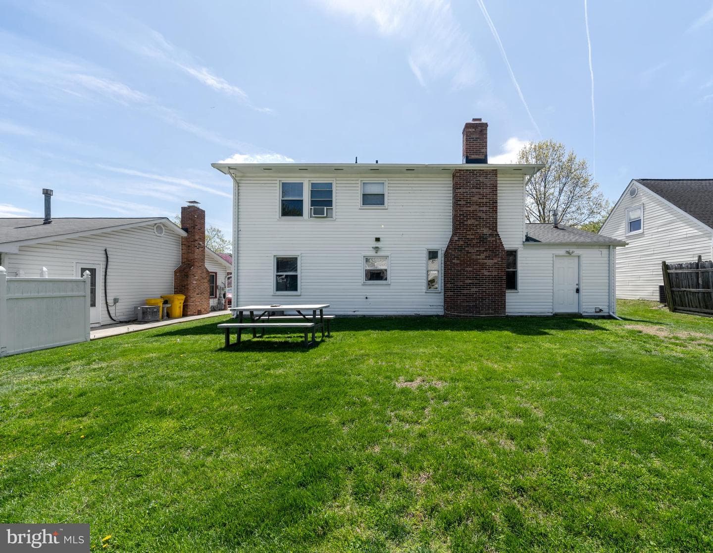 1908 Champlain Drive photo 38