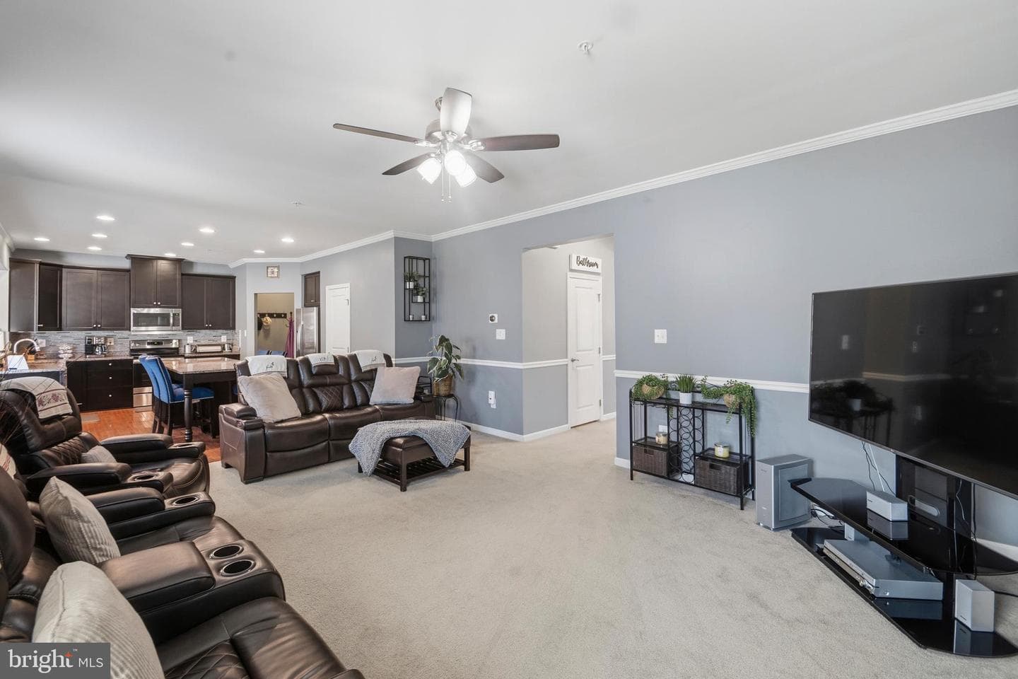 8355 Eagle Street photo 14