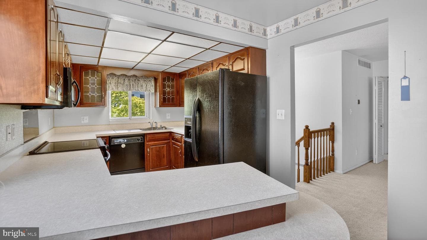 306 Shetlands Lane photo 21
