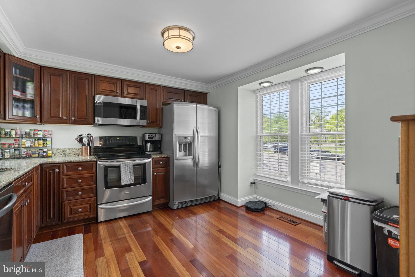 751 Willowby Run photo 11