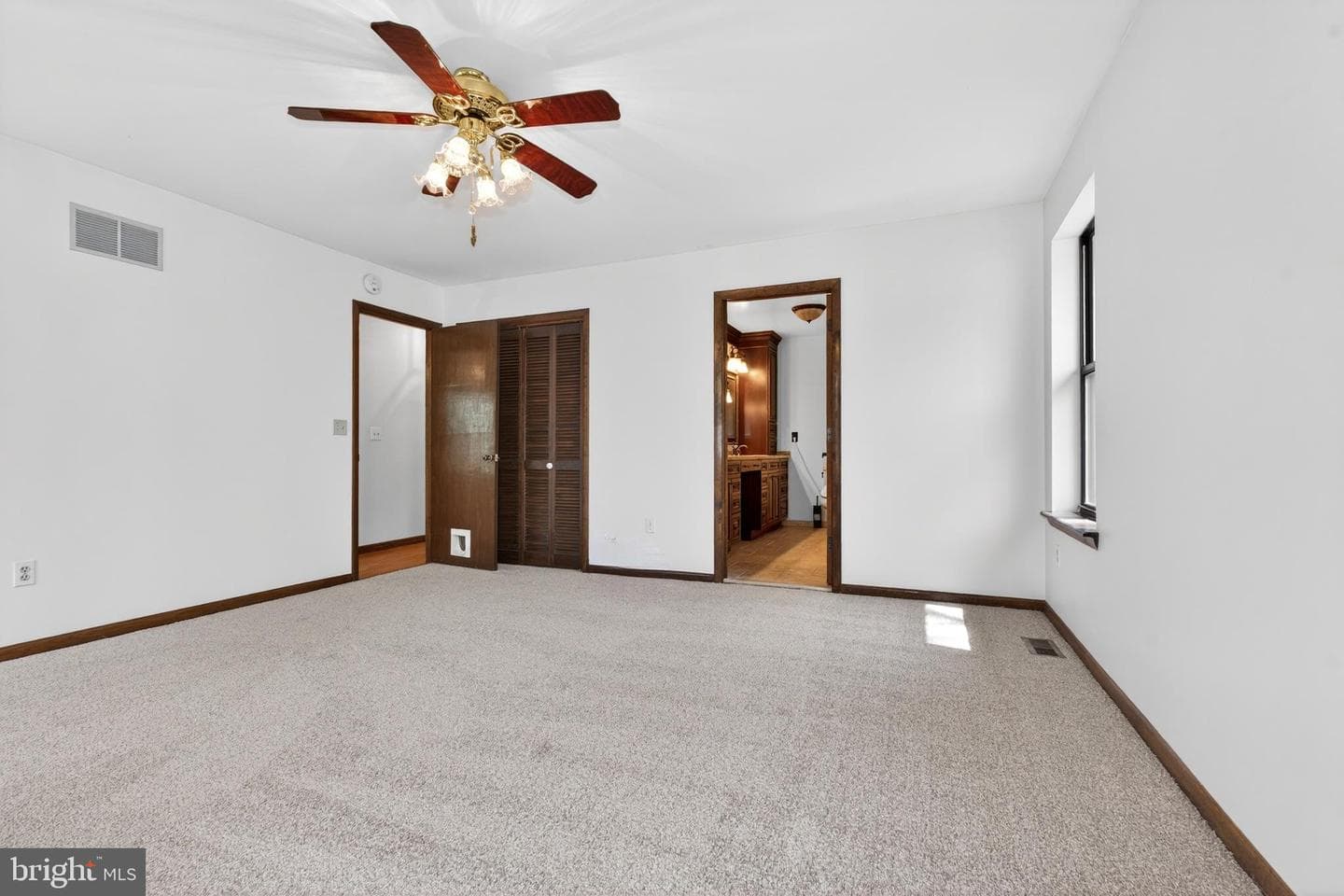 241 Sundew Lane photo 18