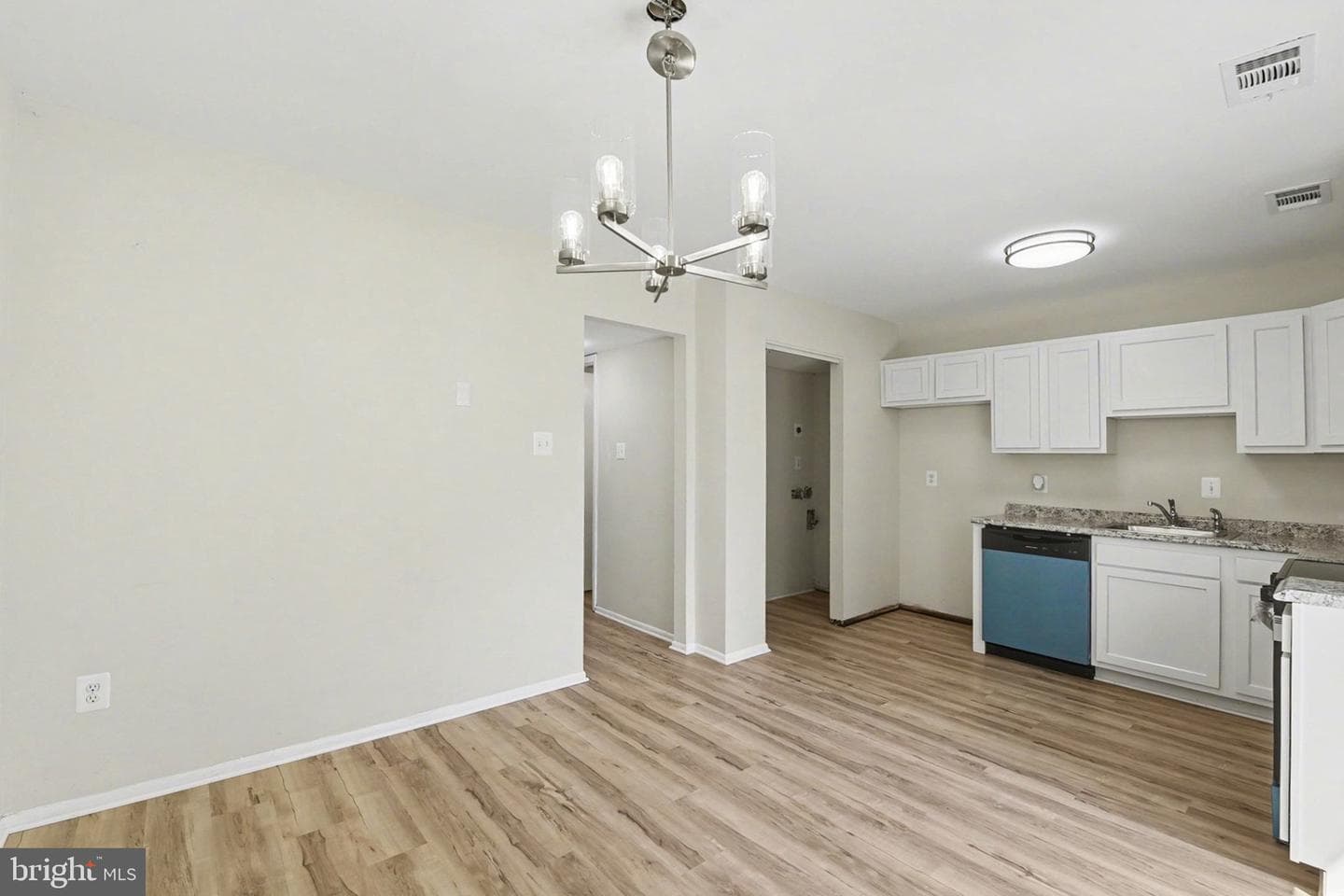 91 Heritage Court photo 11