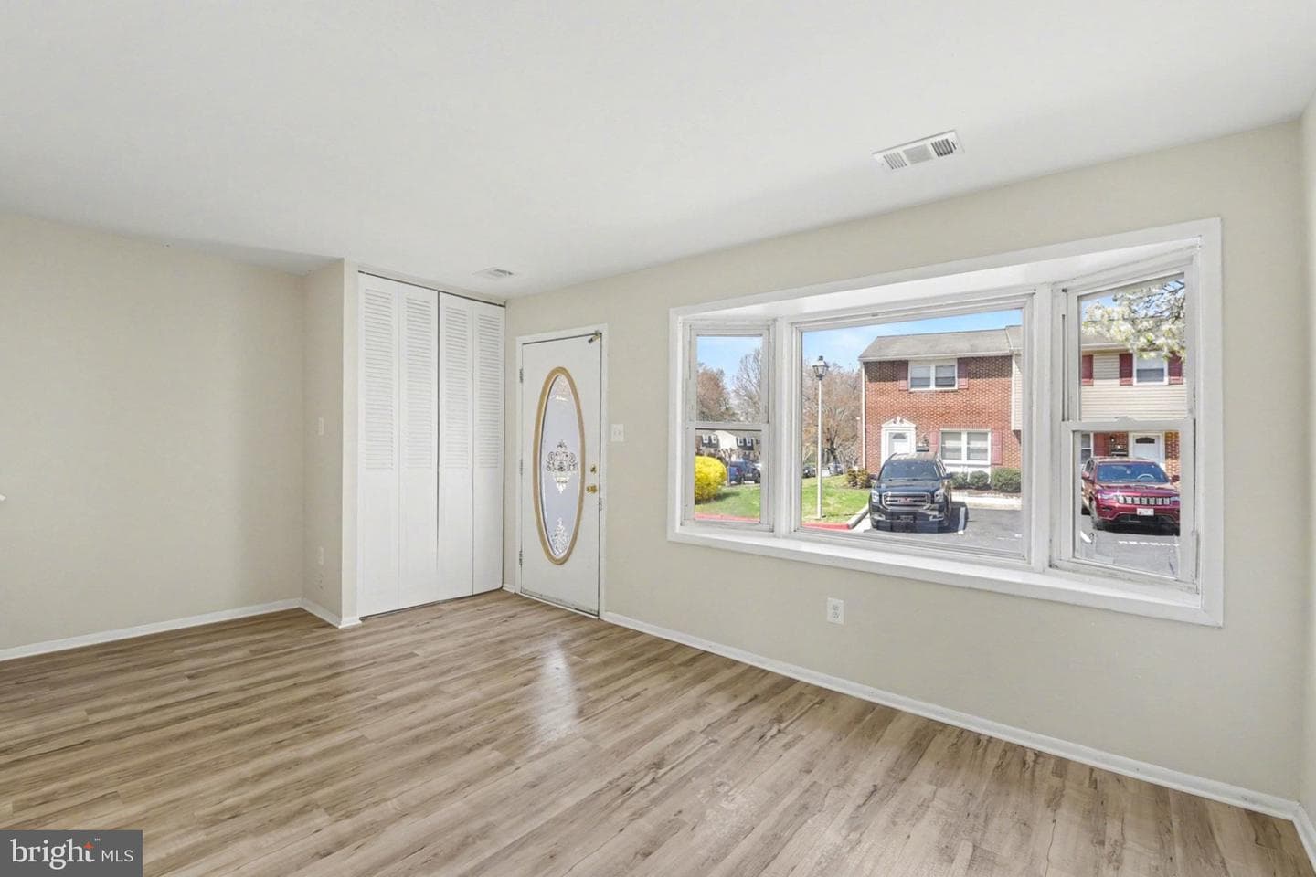 91 Heritage Court photo 5