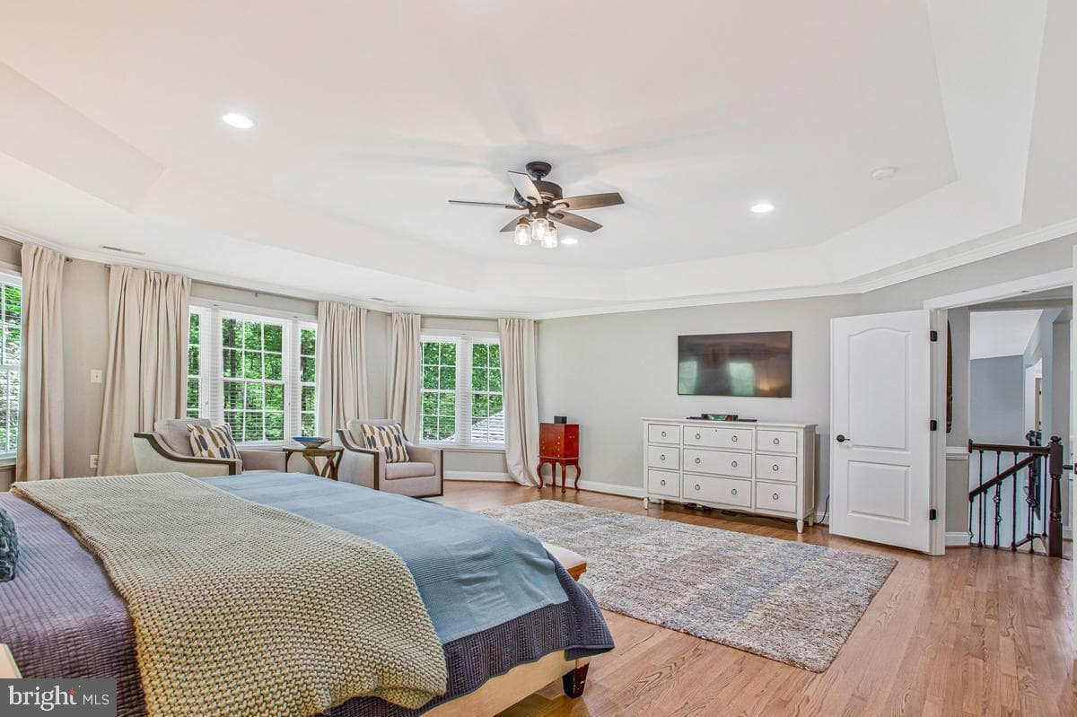 2512 Hobbits Lane photo 29