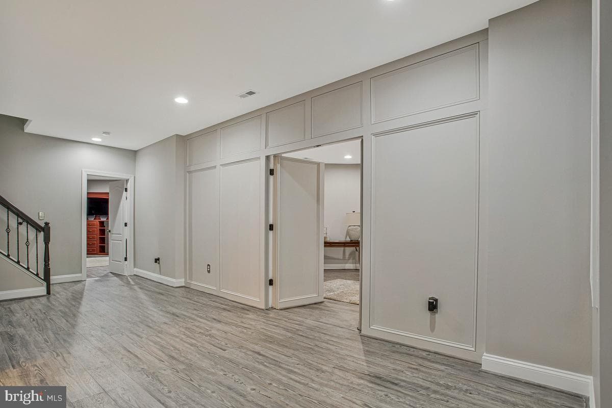 2512 Hobbits Lane photo 49