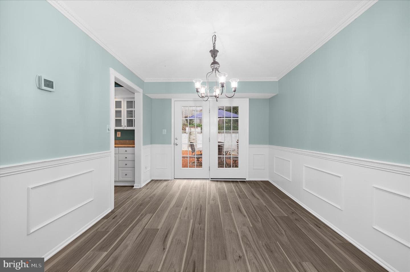 1126 Neptune Place photo 3