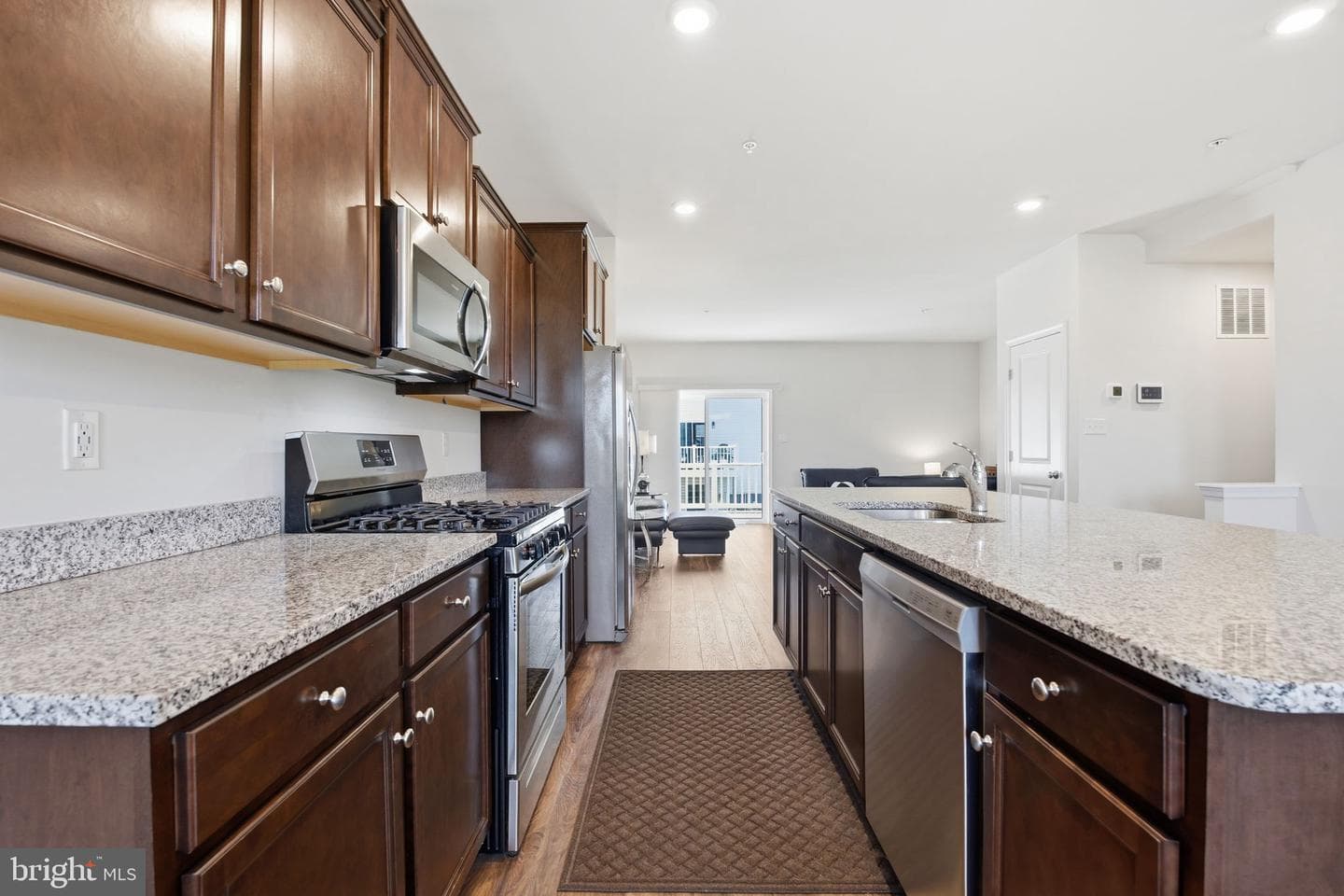 2213 Welby Court photo 4