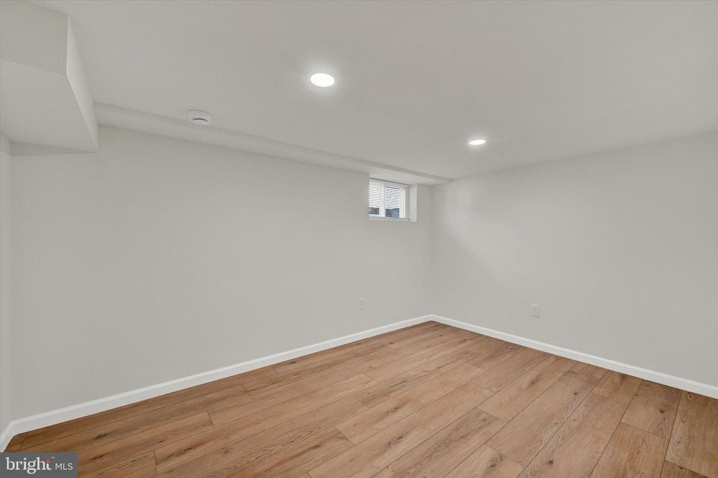 7121 Baltimore Annapolis Boulevard photo 21
