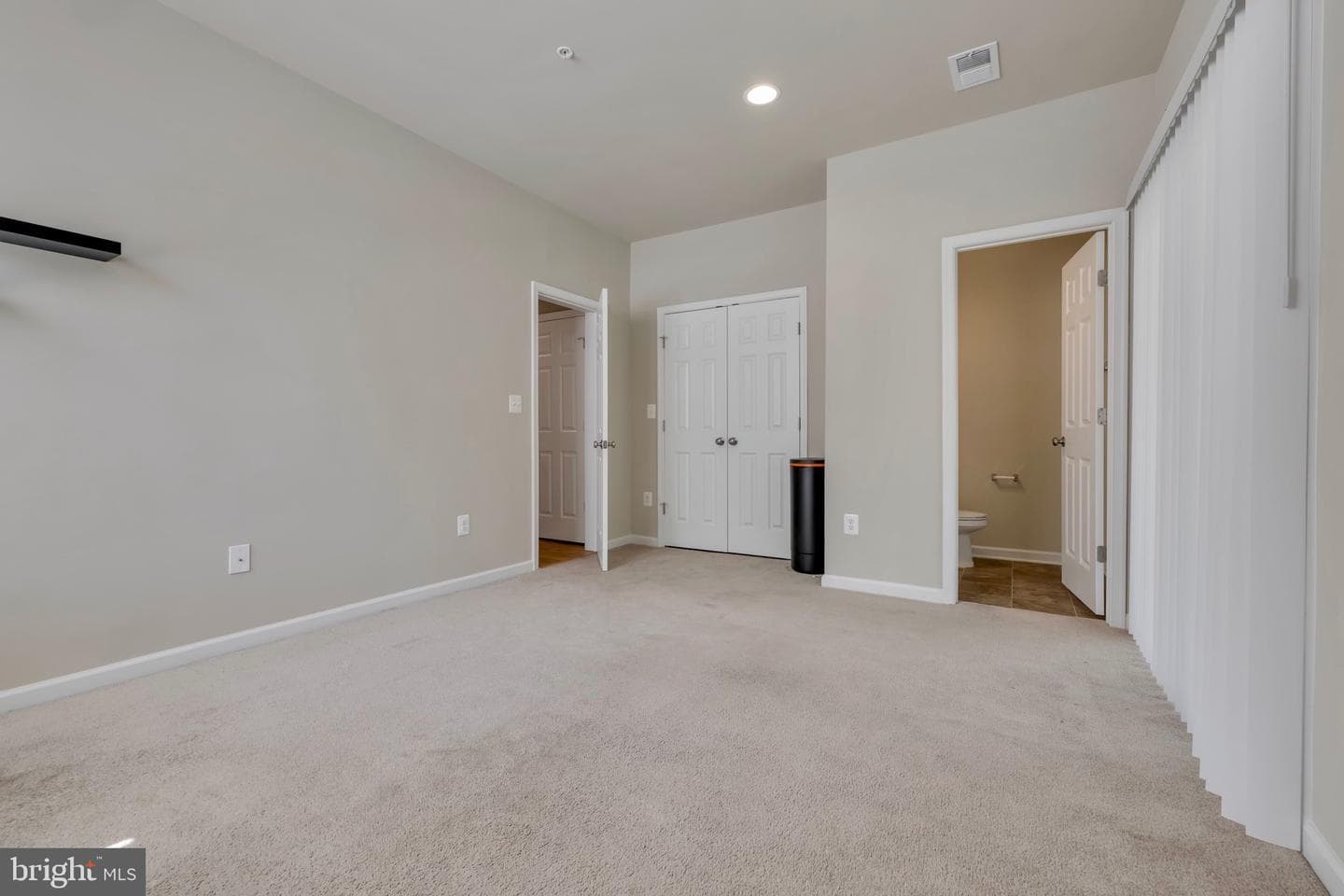 7503 Resch Loop photo 13