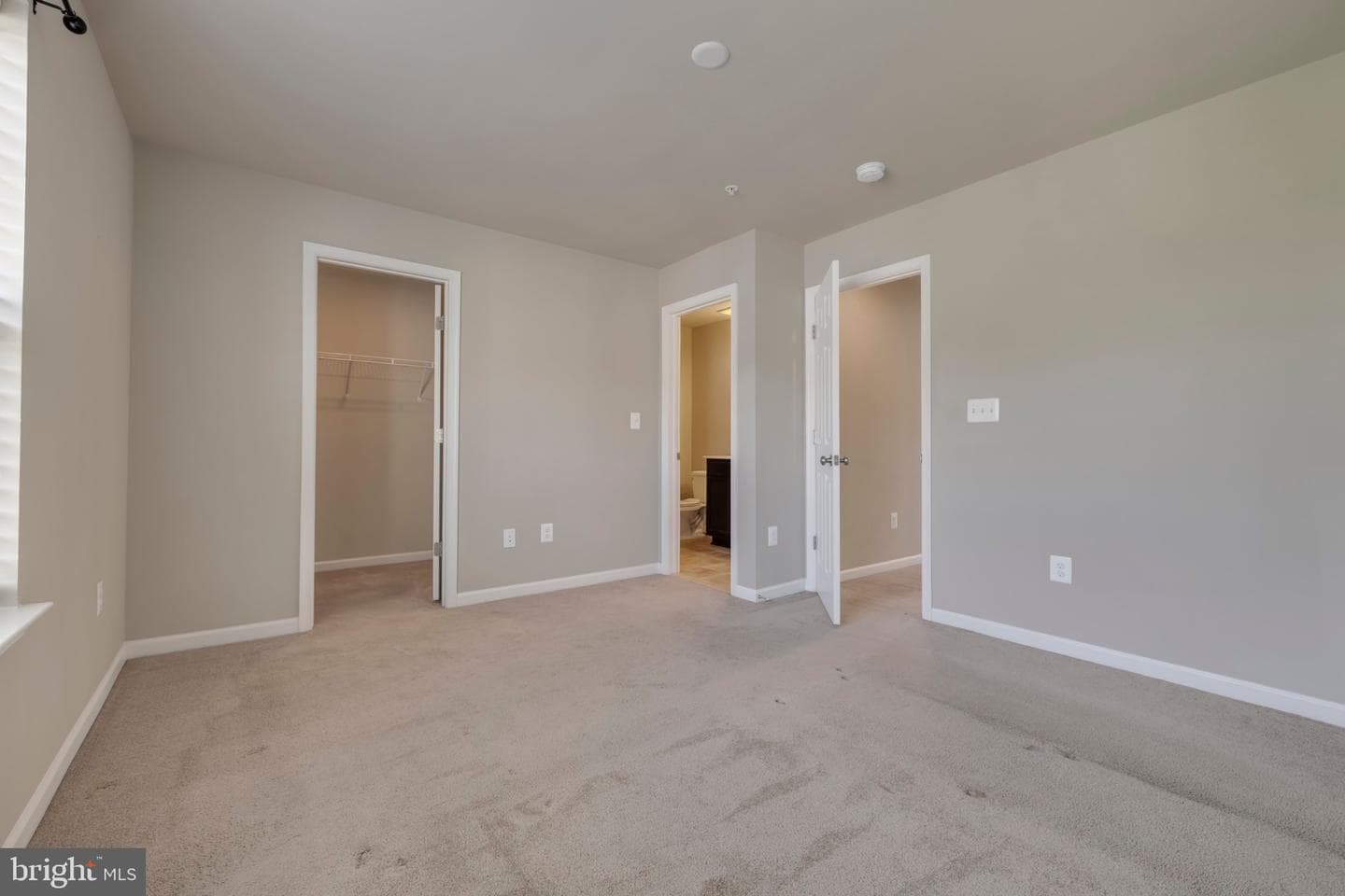 7503 Resch Loop photo 17