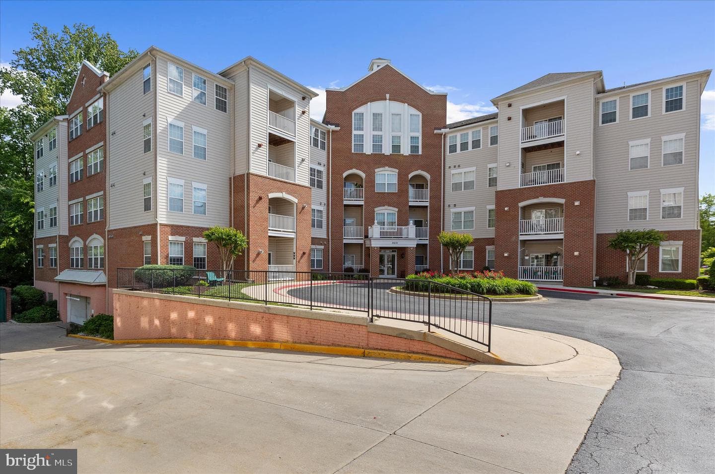 2610 Chapel Lake Drive #404 photo 3