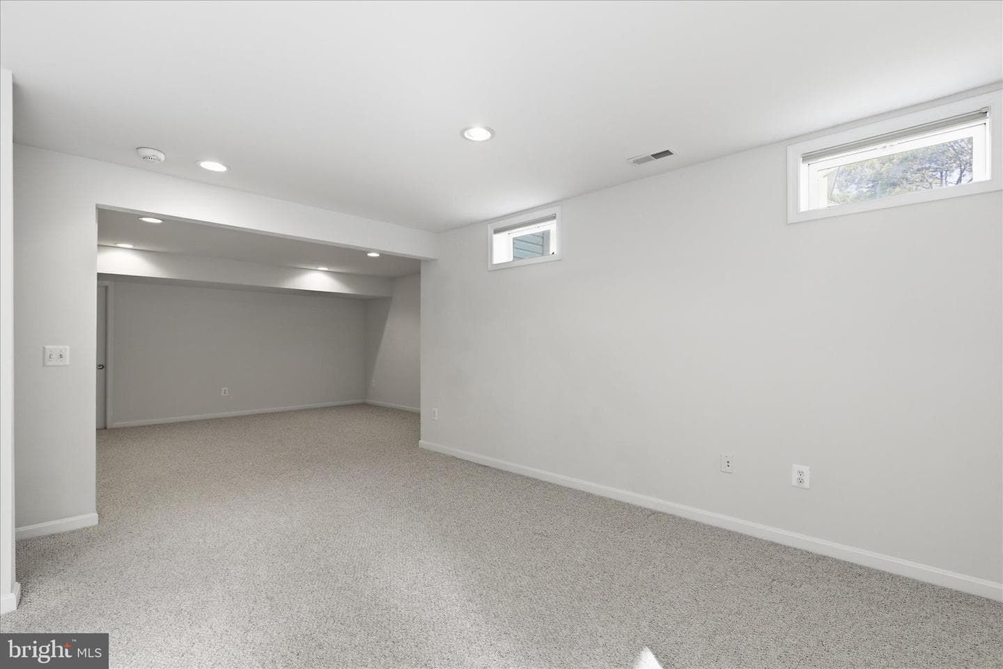 1215 Destiny Circle photo 40
