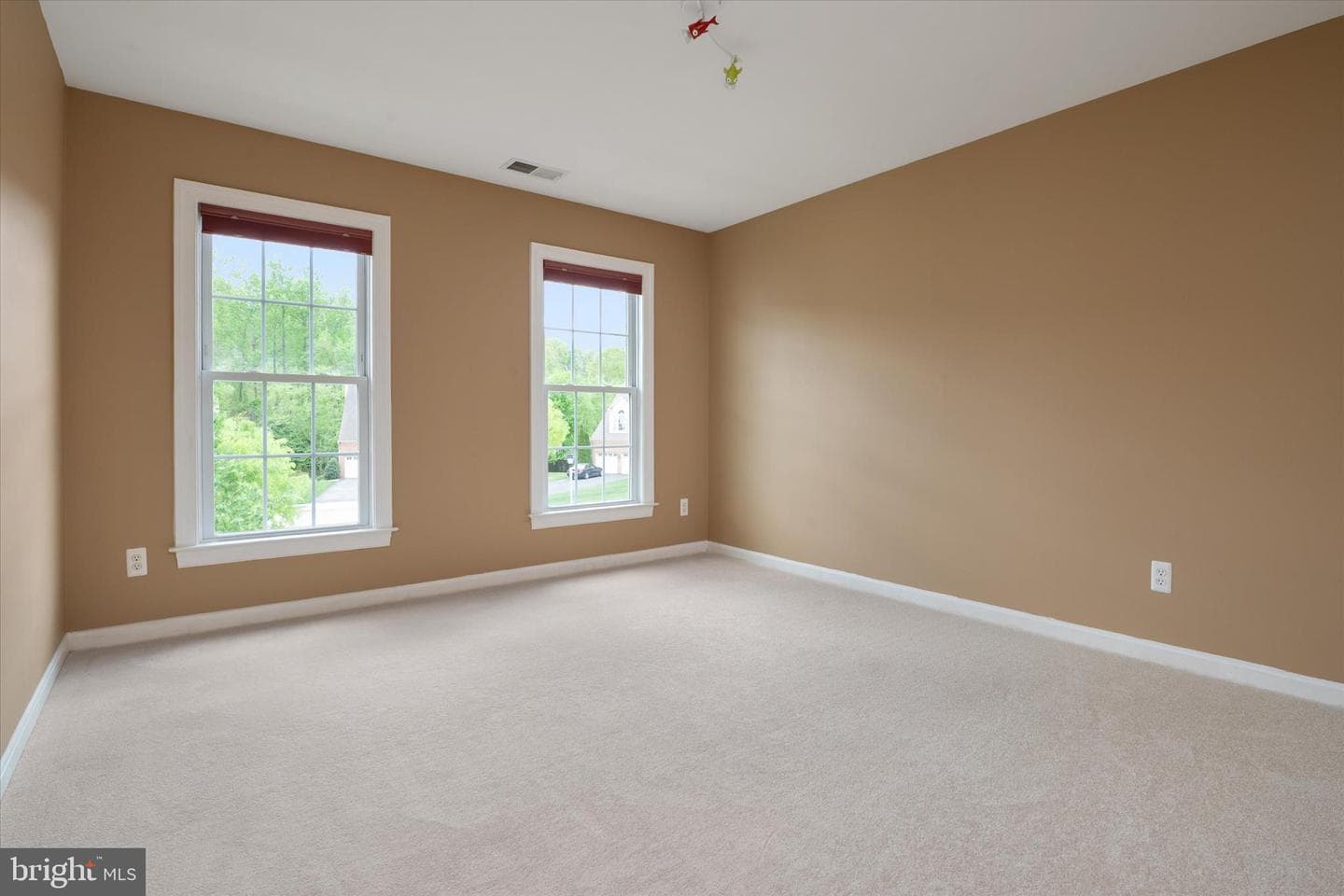 3208 Menia Street photo 35