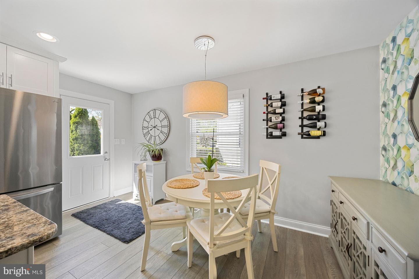 511 Greenwood Road photo 7