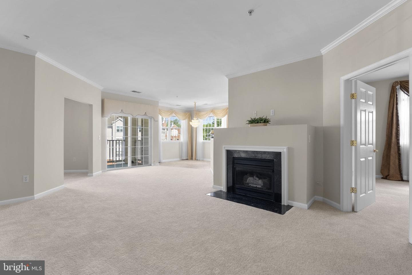 2605 Chapel Lake Dr # 312 photo 4