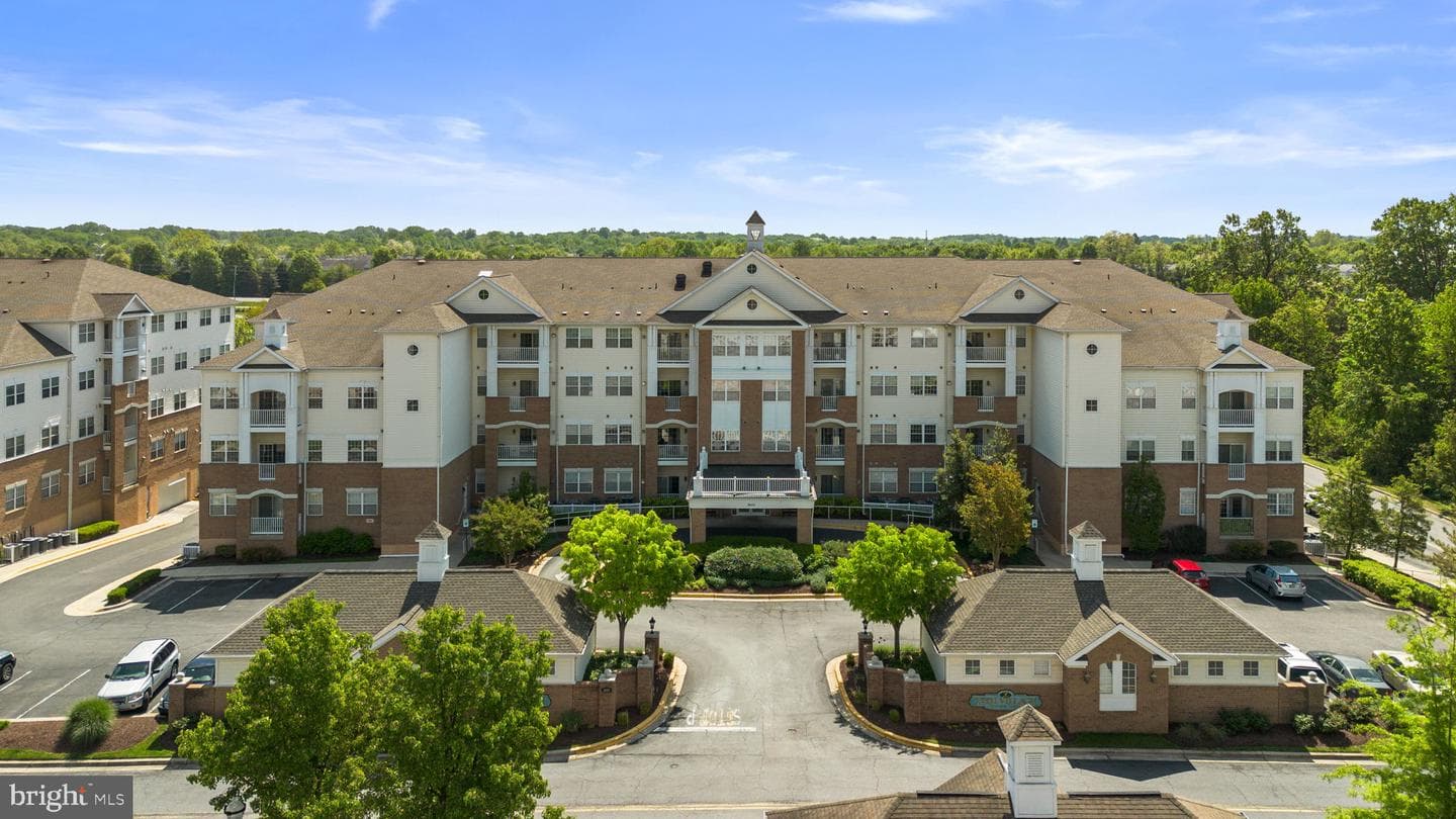 2605 Chapel Lake Dr # 312 photo 5