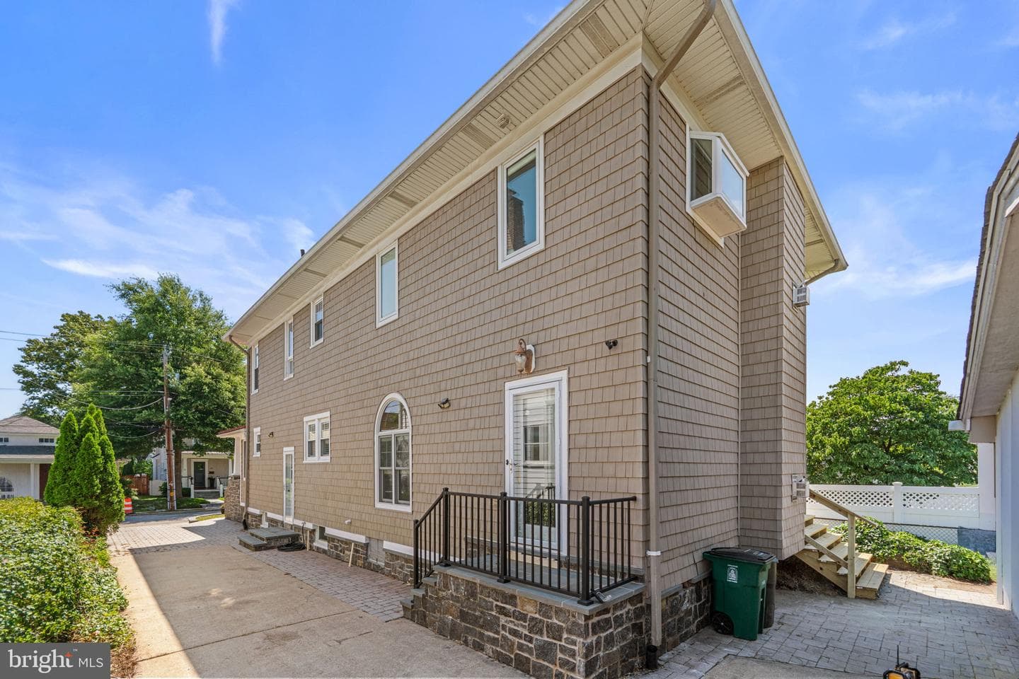 107 Monticello Ave photo 58