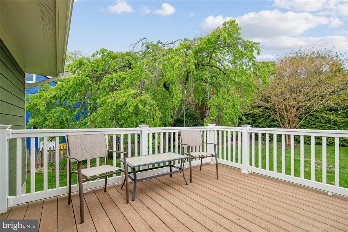 102 Green Spring Drive photo 42