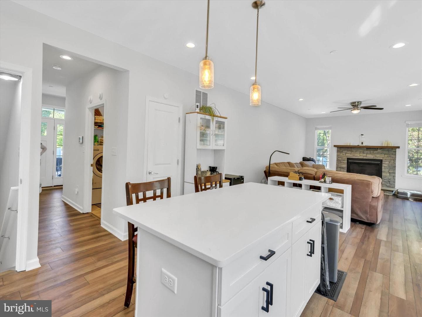 1215 Scattered Pines Court photo 4