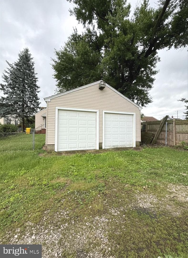 312 Townsend Avenue photo 26