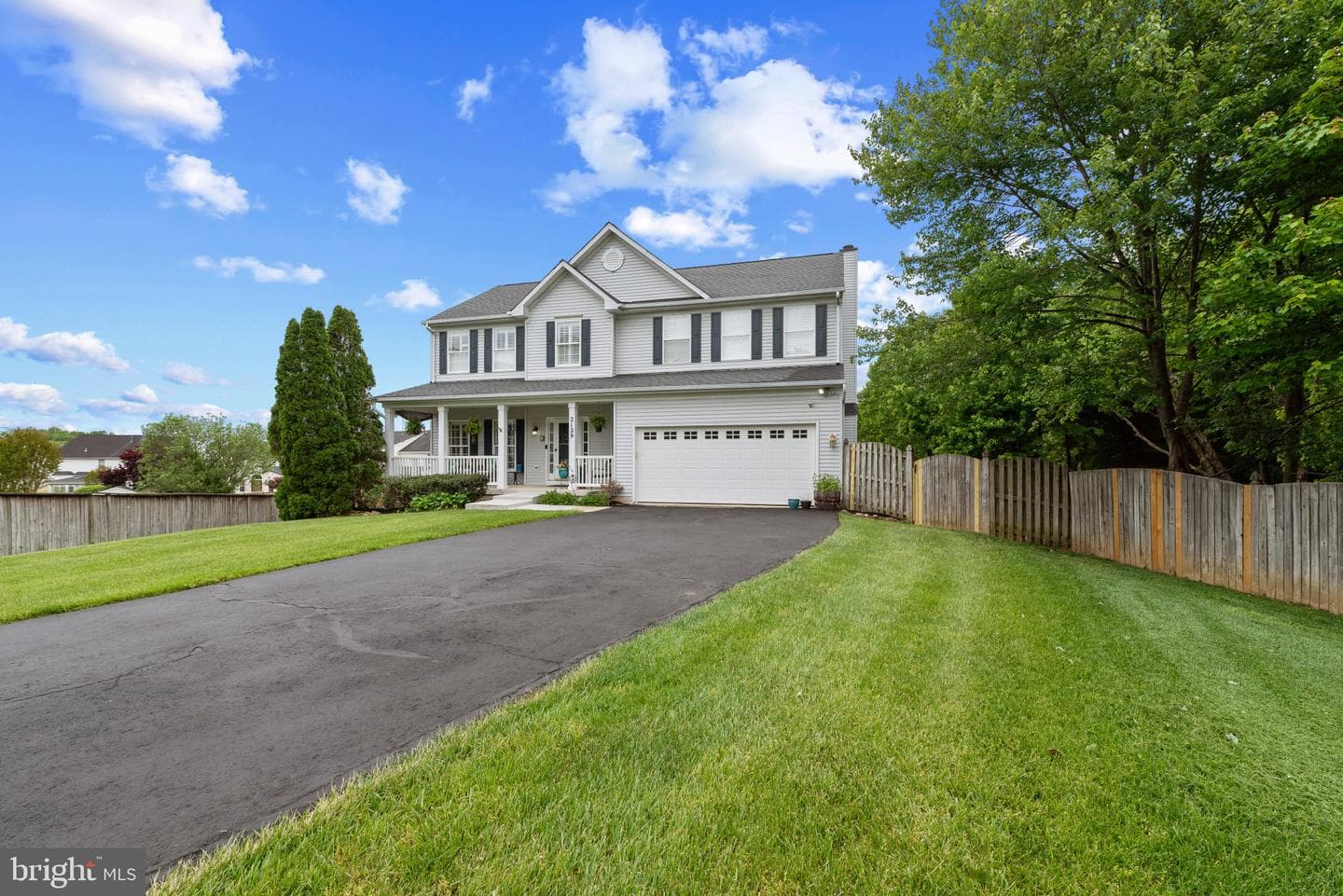2129 Red Leaf Ct photo 3