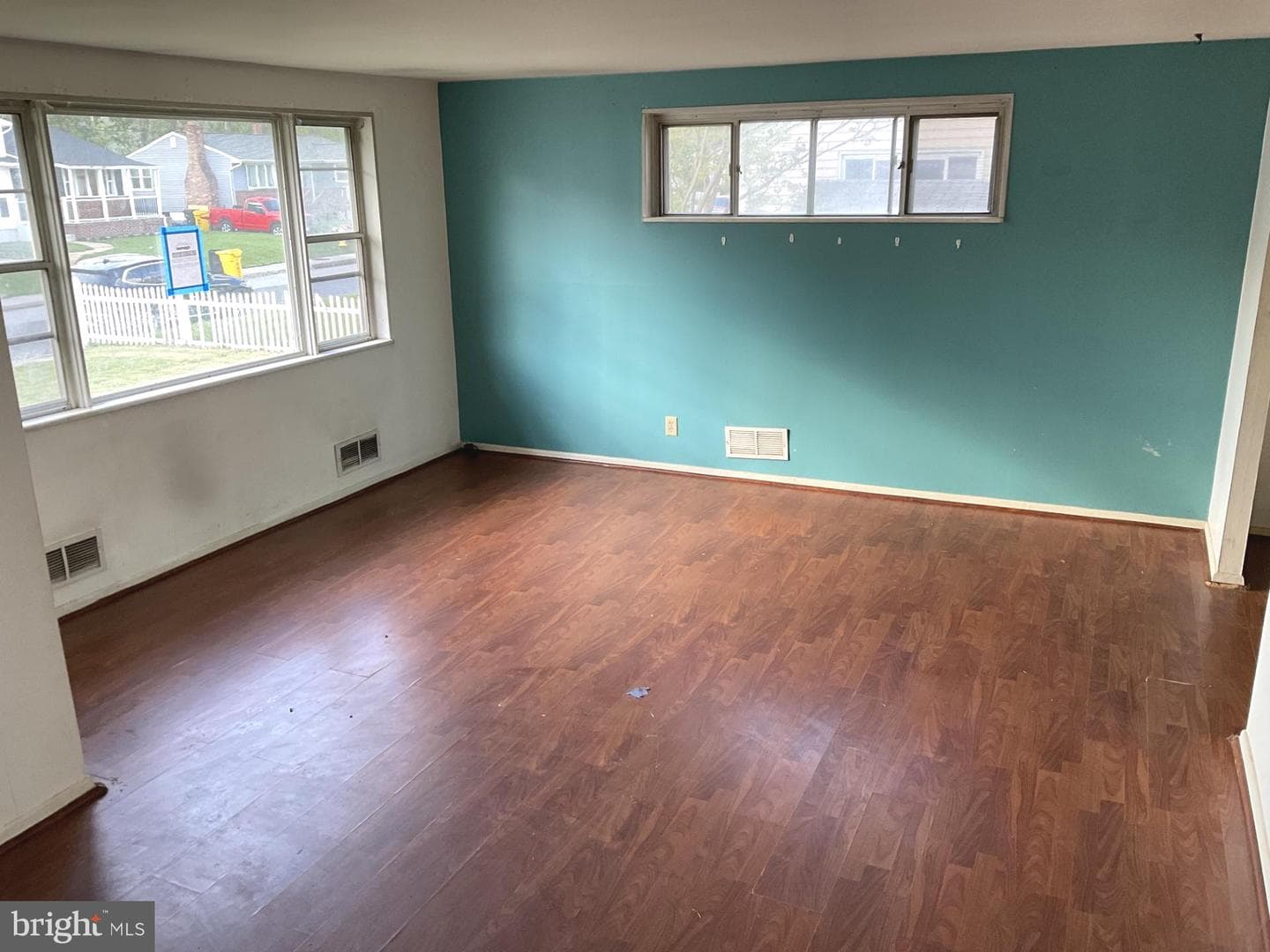 727 Delmar Avenue photo 4